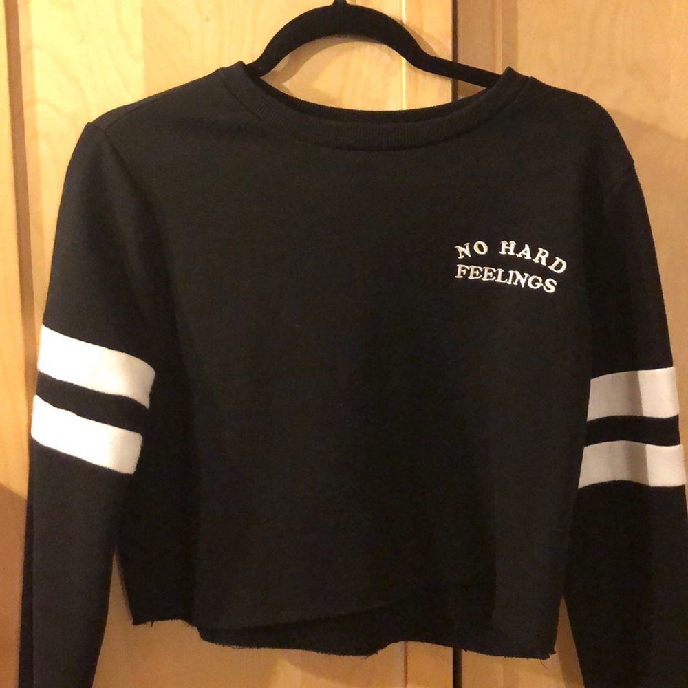 Black “no hard feelings” shirt